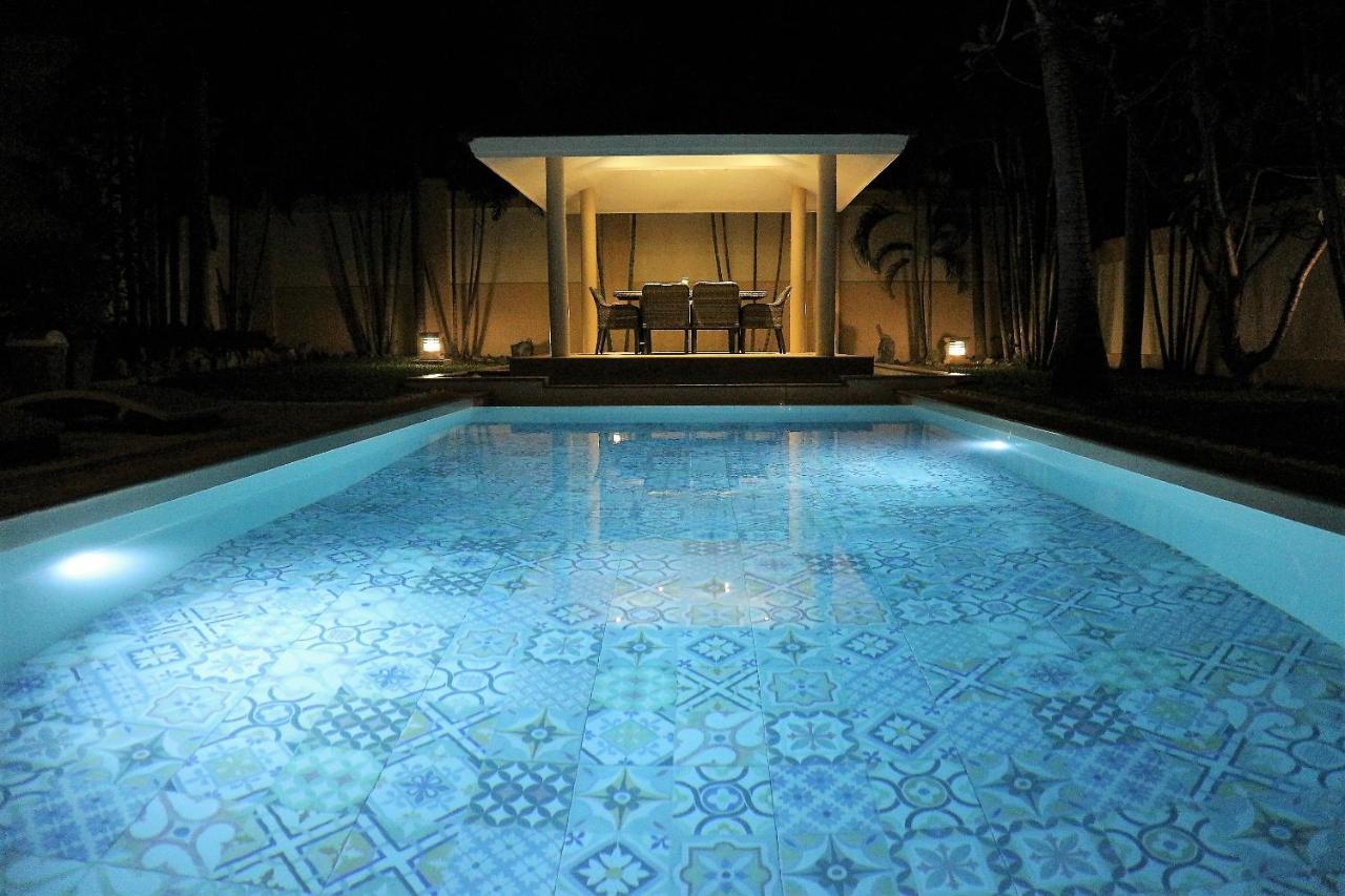 Luxury Pool Villa 3Br 6-8 Persons (Adults Only) Паттайя Экстерьер фото