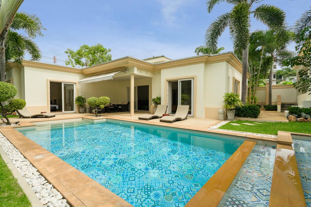 Luxury Pool Villa 3Br 6-8 Persons (Adults Only) Паттайя Экстерьер фото