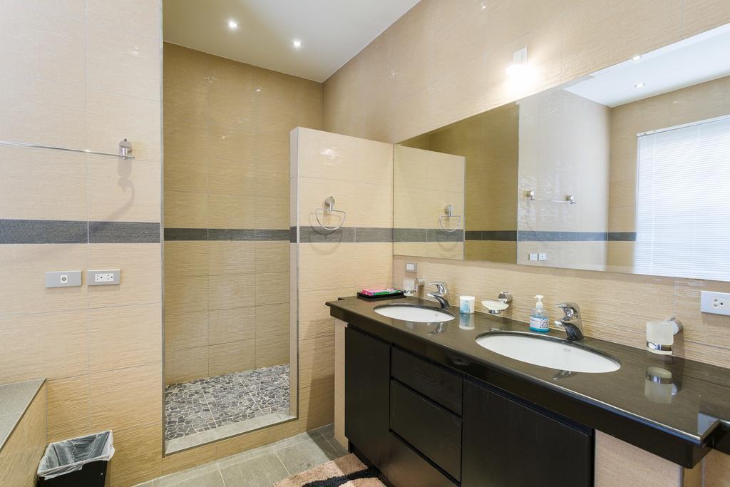 Luxury Pool Villa 3Br 6-8 Persons (Adults Only) Паттайя Экстерьер фото
