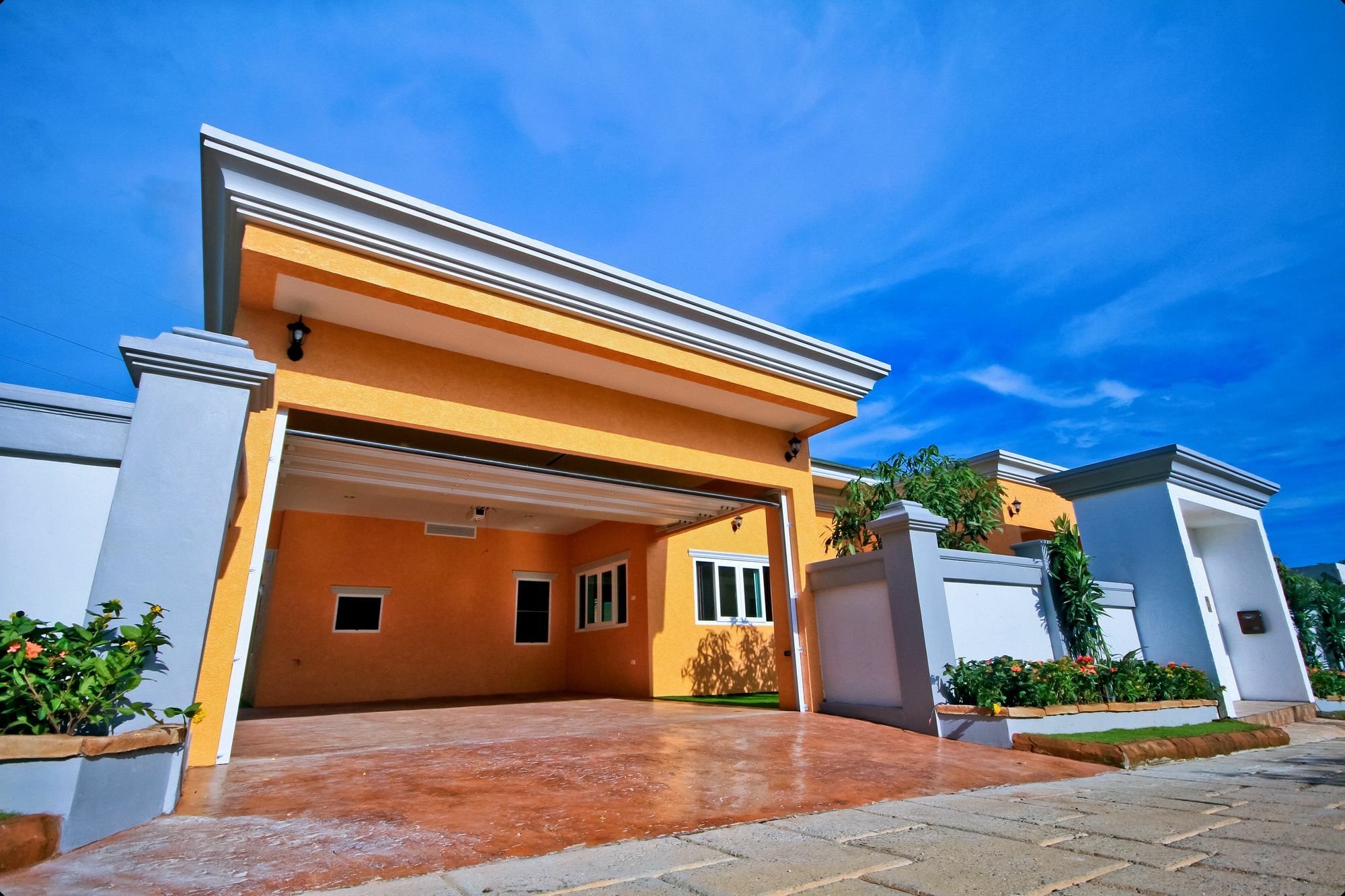 Luxury Pool Villa 3Br 6-8 Persons (Adults Only) Паттайя Экстерьер фото