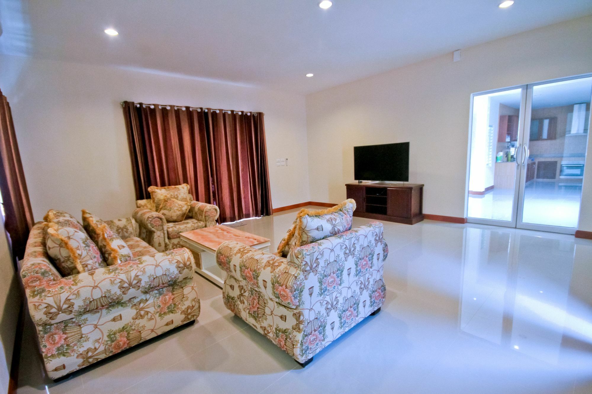 Luxury Pool Villa 3Br 6-8 Persons (Adults Only) Паттайя Экстерьер фото